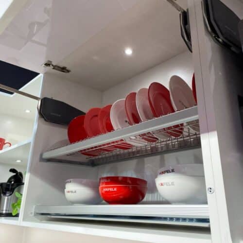 Ảnh thực tế phụ kiện tủ bếp khay hứng nước Hafele 544.01.388 đen 764x263mm