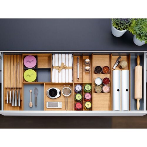 Ảnh thực tế phụ kiện chia ngăn FINELINE cho hộc tủ Hafele 556.05.416