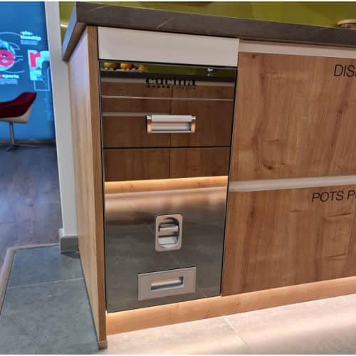 Ảnh thực tế thùng đựng gạo SPINTO Cucina 549.32.743