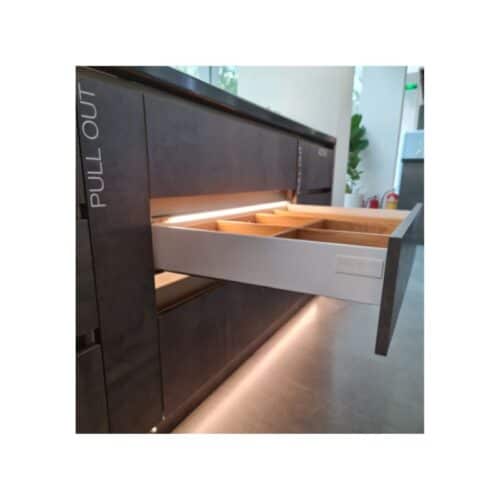 Thiết kế Ray hộp Hafele 552.35.735 Alto-S X1 chức năng nhấn mở màu trắng