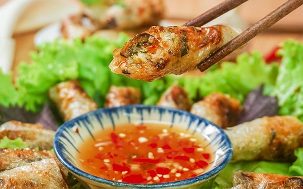 Cảm nhận khi ăn chả giò chiên làm bằng nồi chiên không dầu