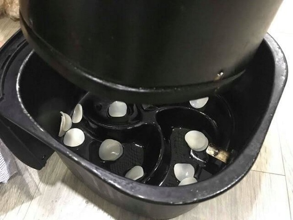 Cách chiên phồng tôm bằng nồi chiên không dầu