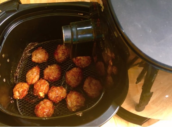 Cách làm bún chả bằng nồi chiên không dầu