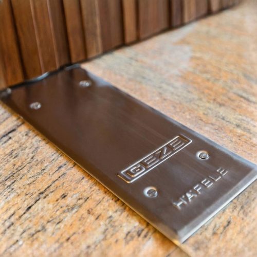 Ảnh thực tế Bản lề sàn TS 500NV 150Kg Hafele 932.10.050