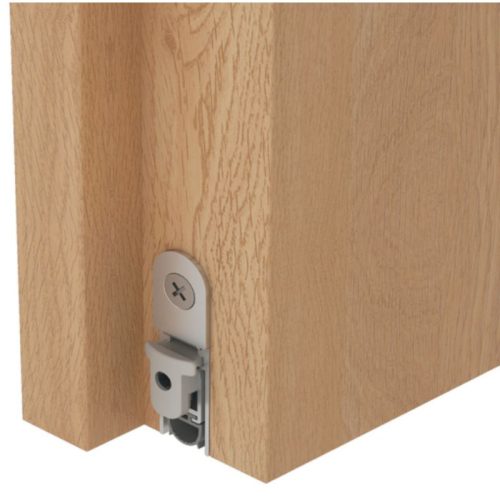 Ảnh thực tế thanh chắn bụi tự động 708 mm Hafele 950.45.014