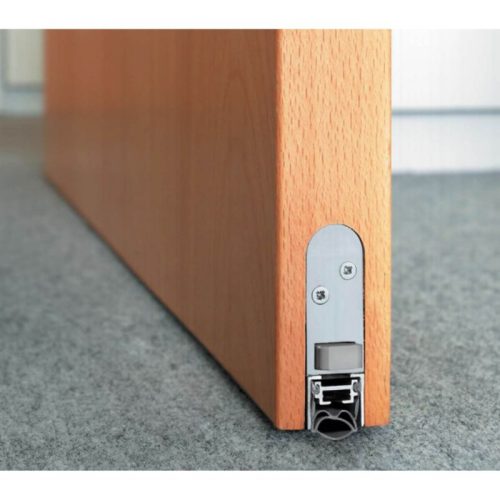 Ảnh thực tế thanh chắn bụi tự động 930 mm Hafele 950.05.913