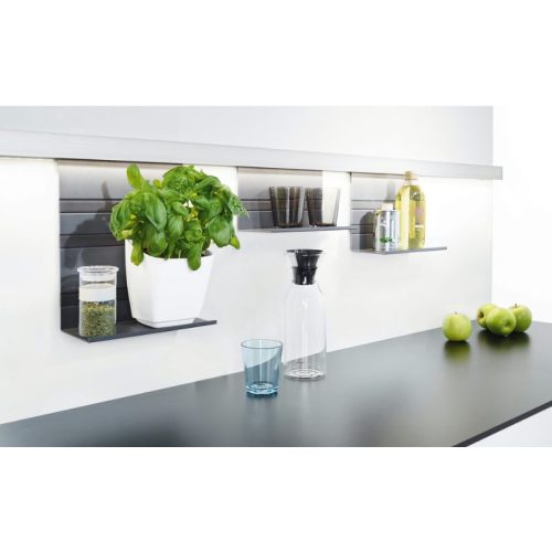 Ảnh thực tế thanh nhôm gắn tường dài 900mm Hafele 521.00.009