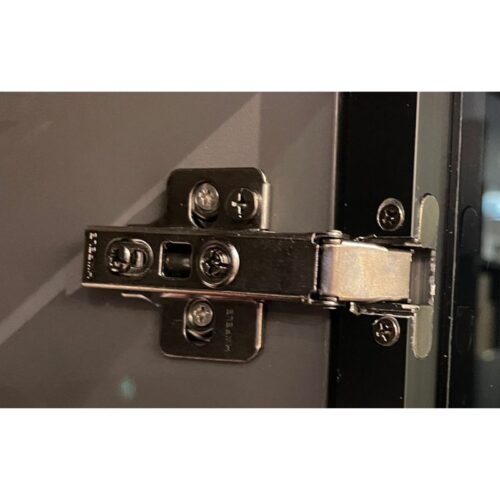 Ảnh thực tế bản lề khung nhôm đố nhỏ (trùm nửa) HÄFELE 315.26.701